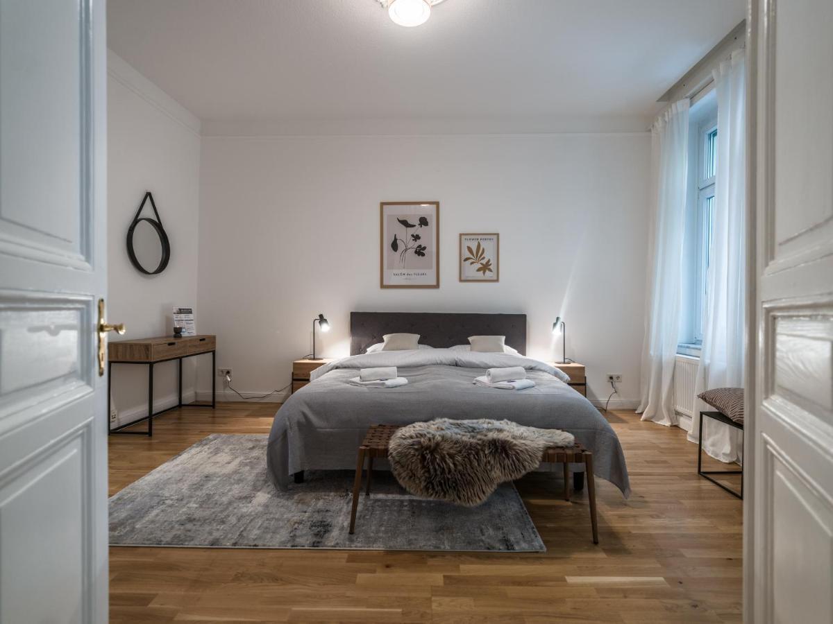 Hochwertige Altbauwohnung Im Modernen Stil In Wiesbaden - Kueche - Terrasse - Wlan - Zentral ภายนอก รูปภาพ