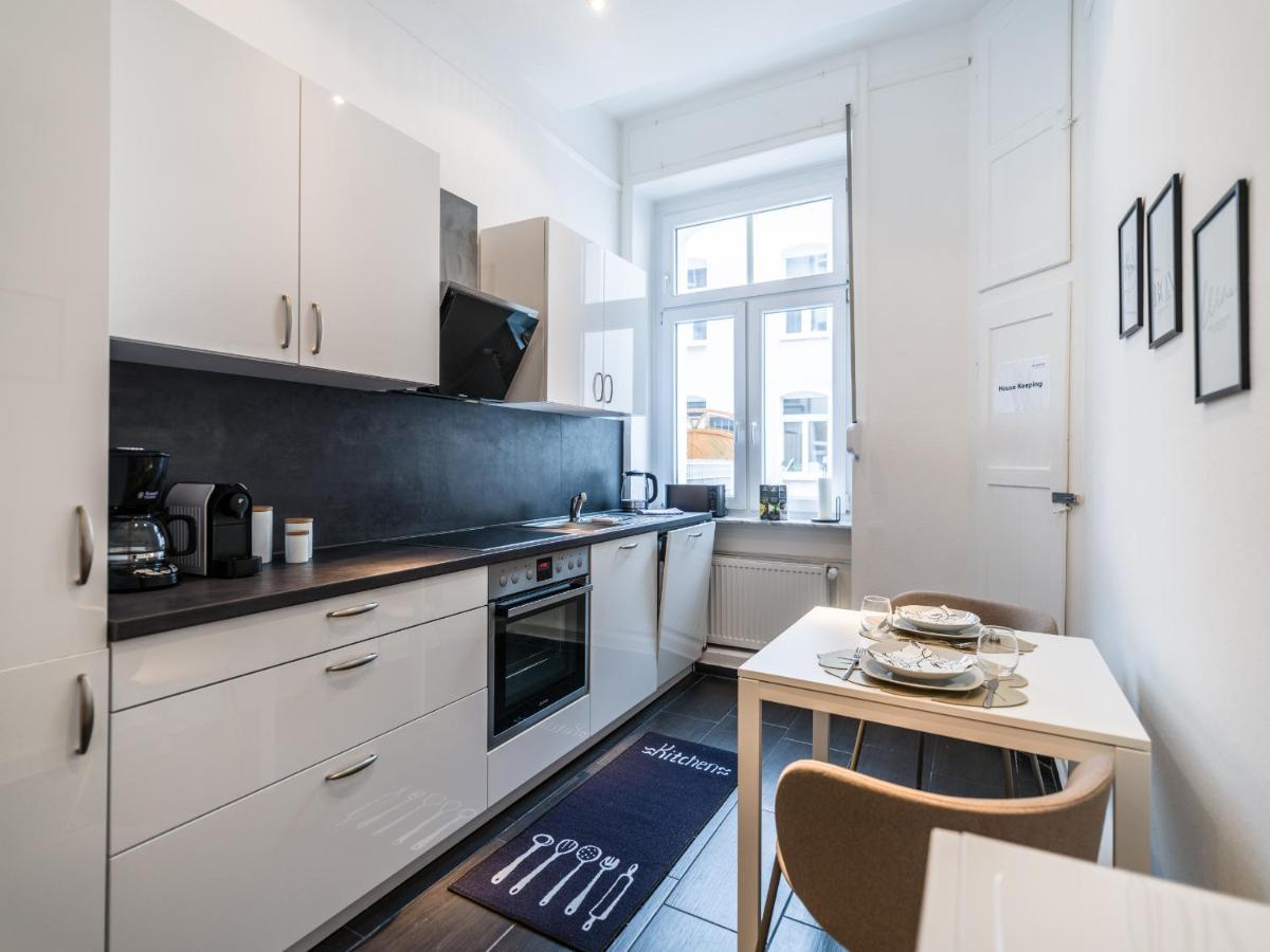 Hochwertige Altbauwohnung Im Modernen Stil In Wiesbaden - Kueche - Terrasse - Wlan - Zentral ภายนอก รูปภาพ