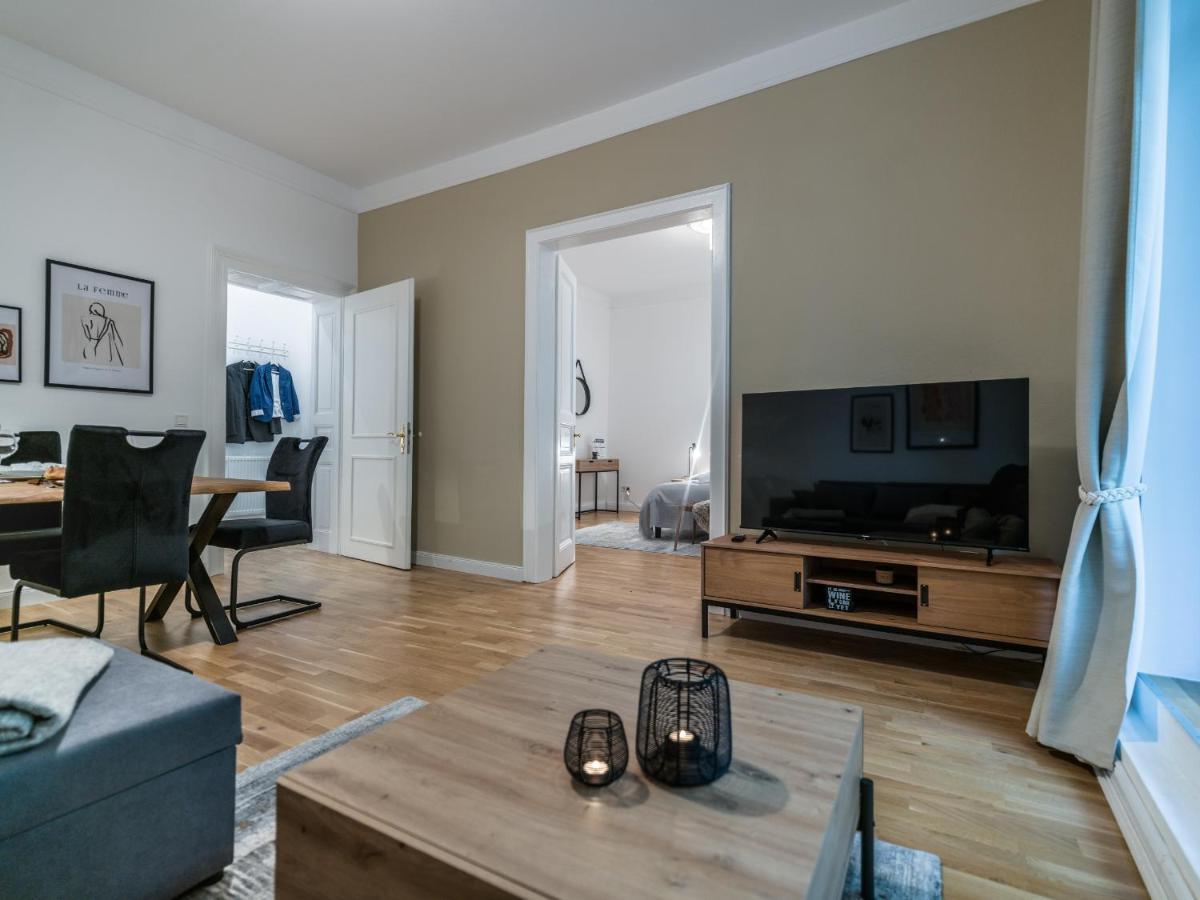 Hochwertige Altbauwohnung Im Modernen Stil In Wiesbaden - Kueche - Terrasse - Wlan - Zentral ภายนอก รูปภาพ