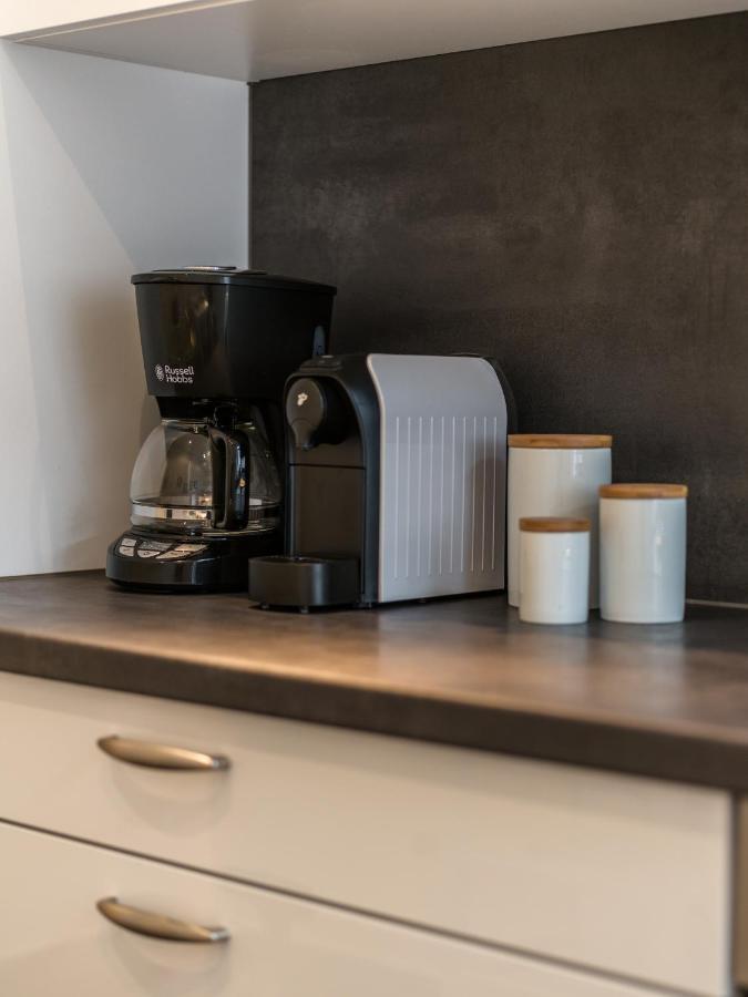 Hochwertige Altbauwohnung Im Modernen Stil In Wiesbaden - Kueche - Terrasse - Wlan - Zentral ภายนอก รูปภาพ
